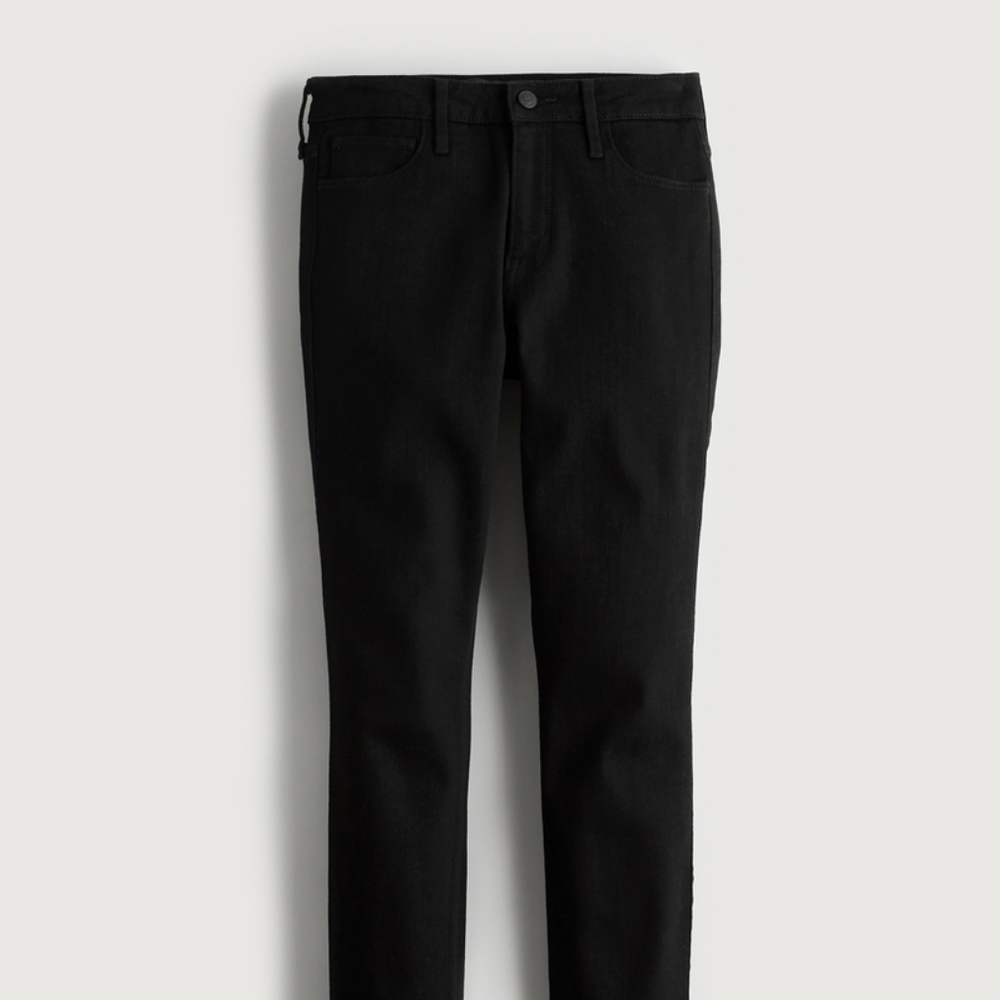 Hollister Mid Rise Super Skinny jeans